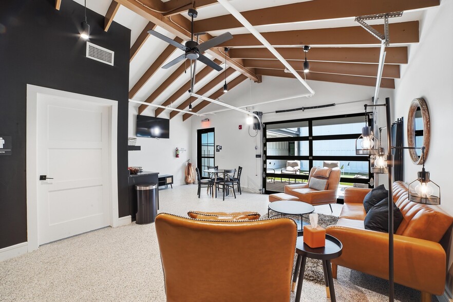 More Photos Of 410 S Paschall Rd, Sunnyvale Specialty For Sale