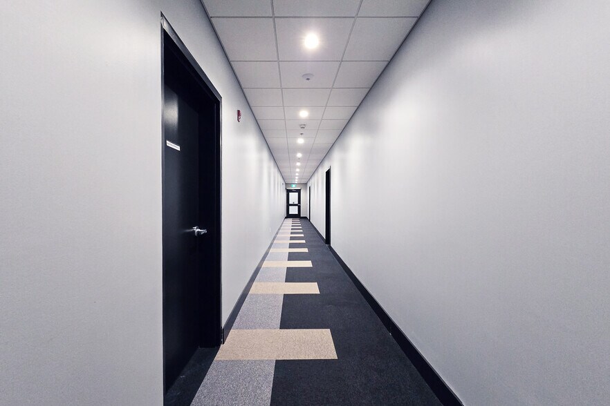 More Photos Of 1340-1350 Hemlock Rd, Ottawa Apartments For Sale