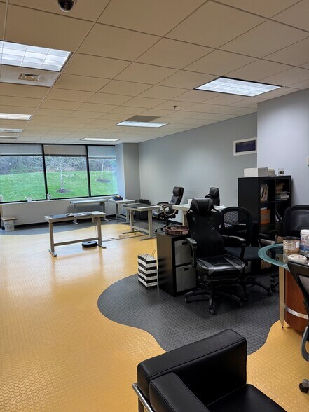 More Photos Of 7230 Lee Deforest Dr, Columbia Office For Sale