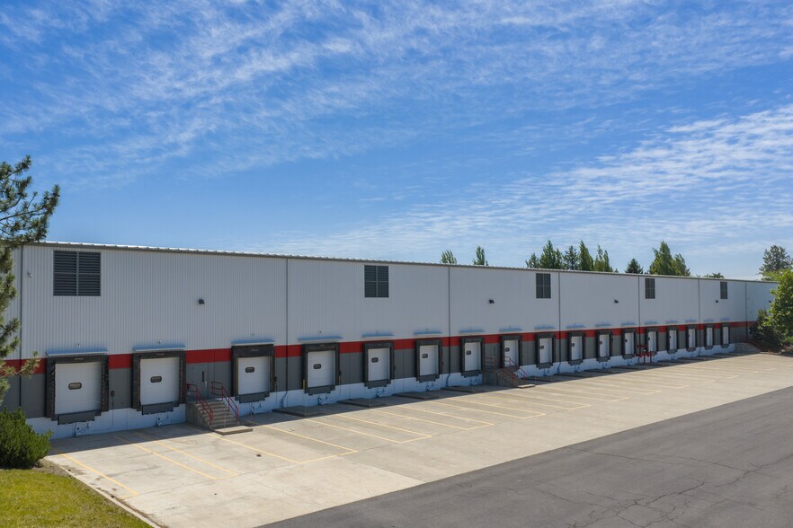 More Photos Of 10110 Aero Rd, Cheney Distribution For Lease