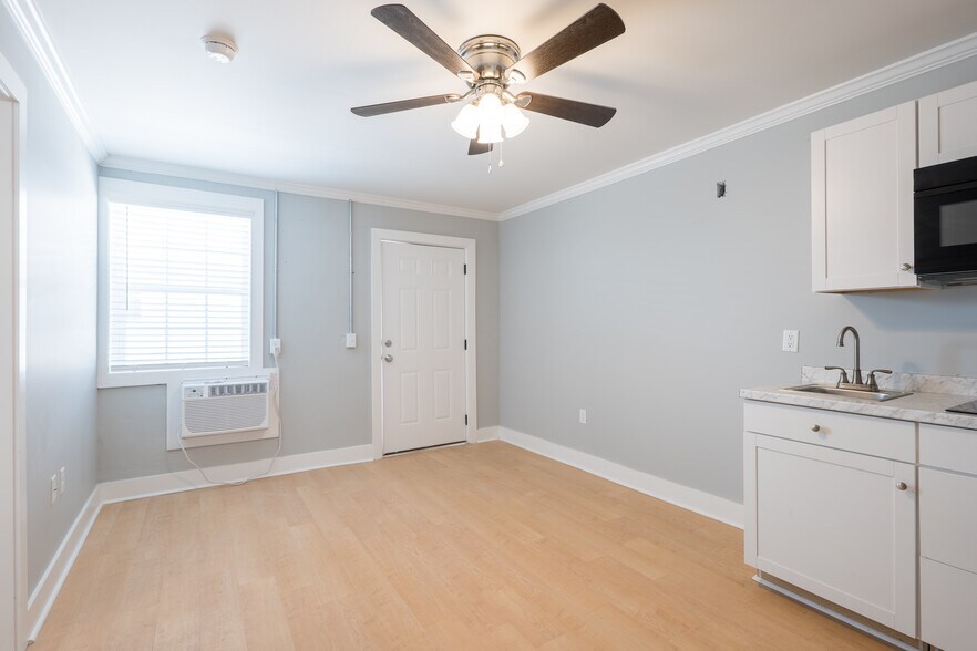 More Photos Of 149 West Thigpen Avenue, Lakeland Apartments For Sale