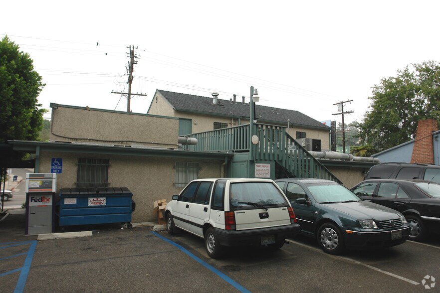 More Photos Of 3361-3365 Barham Blvd, Los Angeles Loft Creative Space For Lease