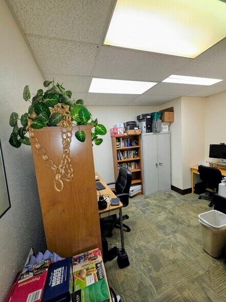 More Photos Of 1727 NE 13th Ave, Portland Medical For Lease