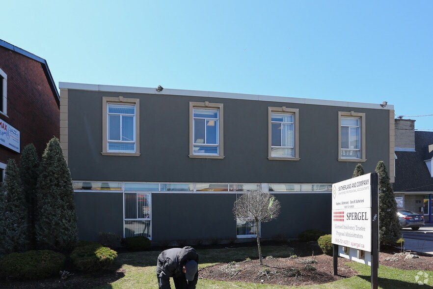 More Photos Of 187 King St E, Oshawa Office For Lease