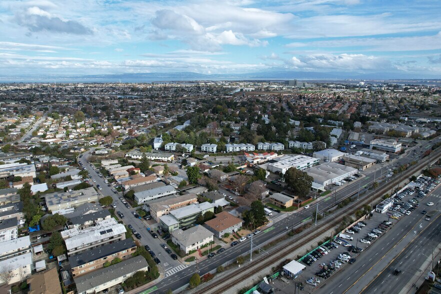 More Photos Of 19 E 41st Pl, San Mateo Apartments For Sale