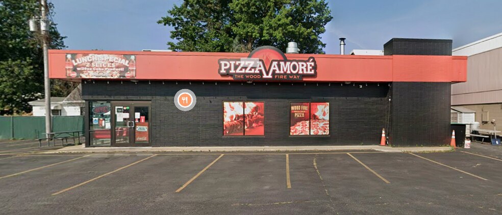 Primary Photo Of 1030 Payne Ave, North Tonawanda Fast Food For Lease