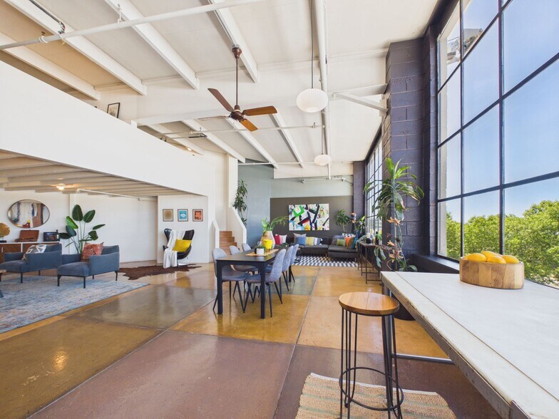 More Photos Of 4053 Harlan St, Emeryville Apartments For Sale