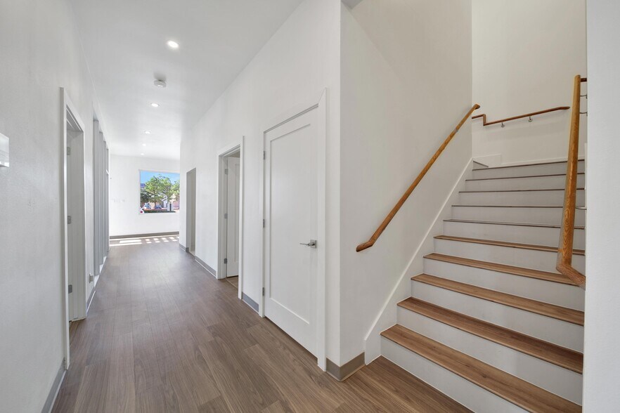 More Photos Of 104 Louetta Road & Vintage Preserve Pky, Houston Medical For Lease