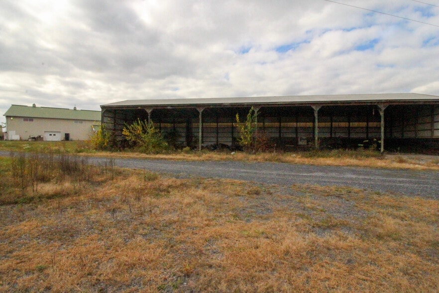 More Photos Of 16094 Evergreen Valley Rd, Timberville Specialty For Lease