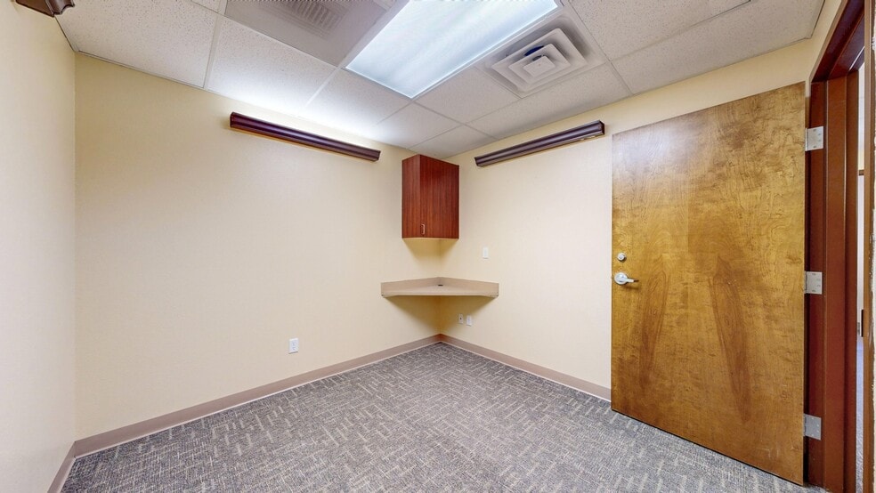 More Photos Of 231 W 67th Ct, Loveland Office For Lease