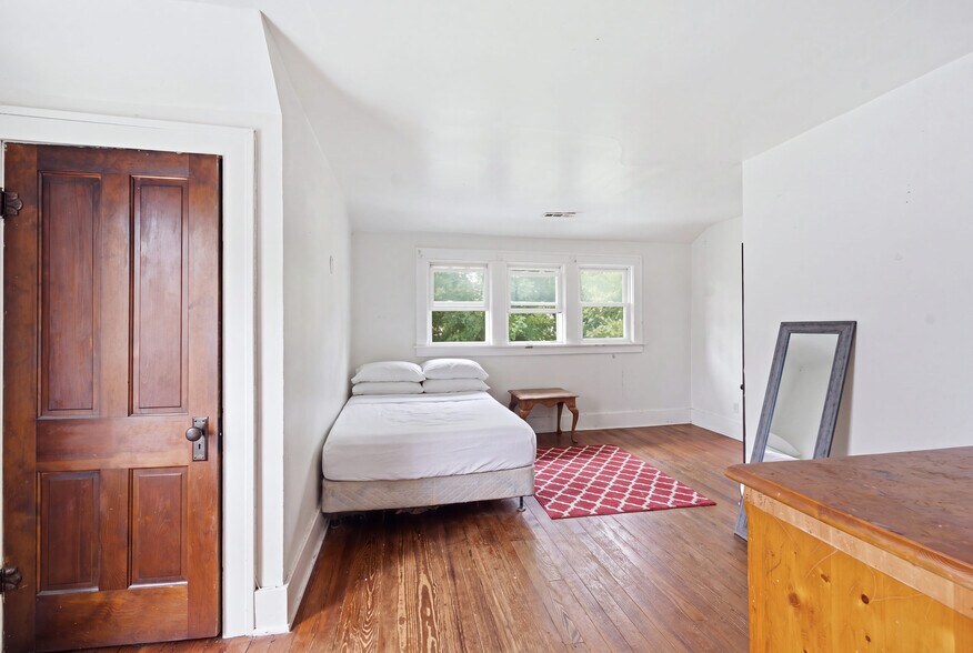 More Photos Of 4170-4174 Broadway, Grove City Multifamily For Sale