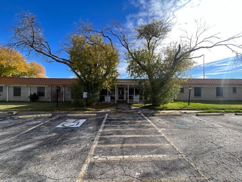 More Photos Of 125 Avenue J, Anson Skilled Nursing Facility For Sale