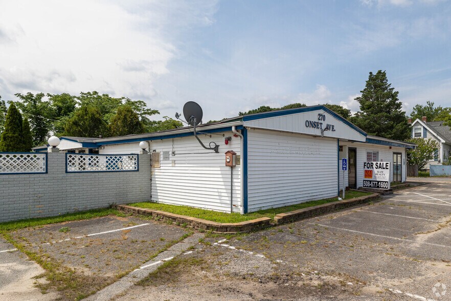 Primary Photo Of 270 Onset Ave, East Wareham Restaurant For Sale