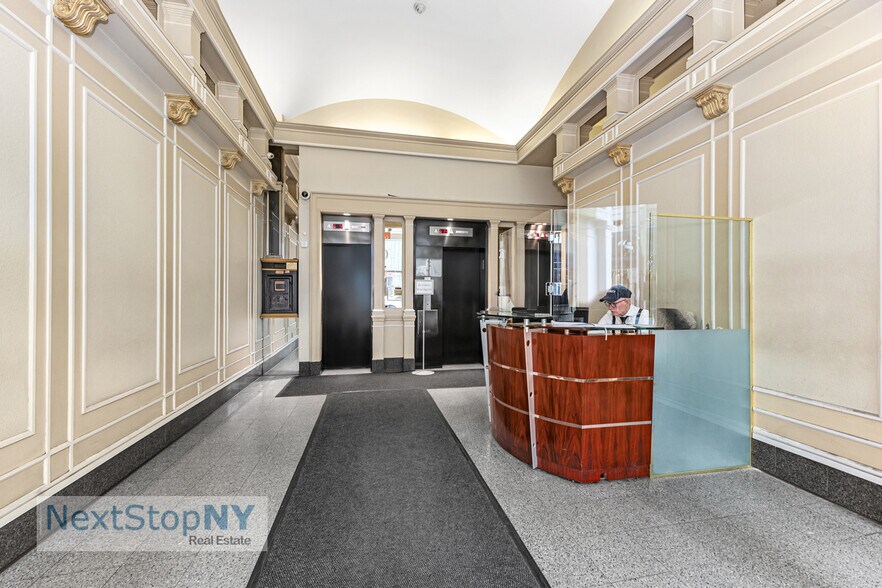 More Photos Of 70 W 36th St, New York Office For Sale