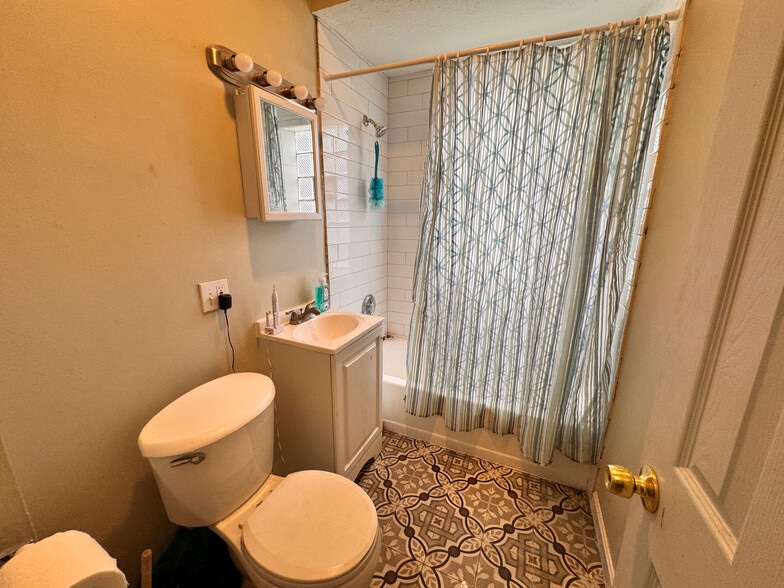 More Photos Of 8621 Denison Ave, Cleveland Apartments For Sale