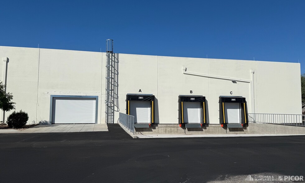 More Photos Of 2701-2731 E Elvira Rd, Tucson Research And Development For Lease