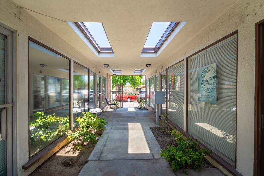 More Photos Of 1531-1555 Baker St, Costa Mesa Medical For Lease