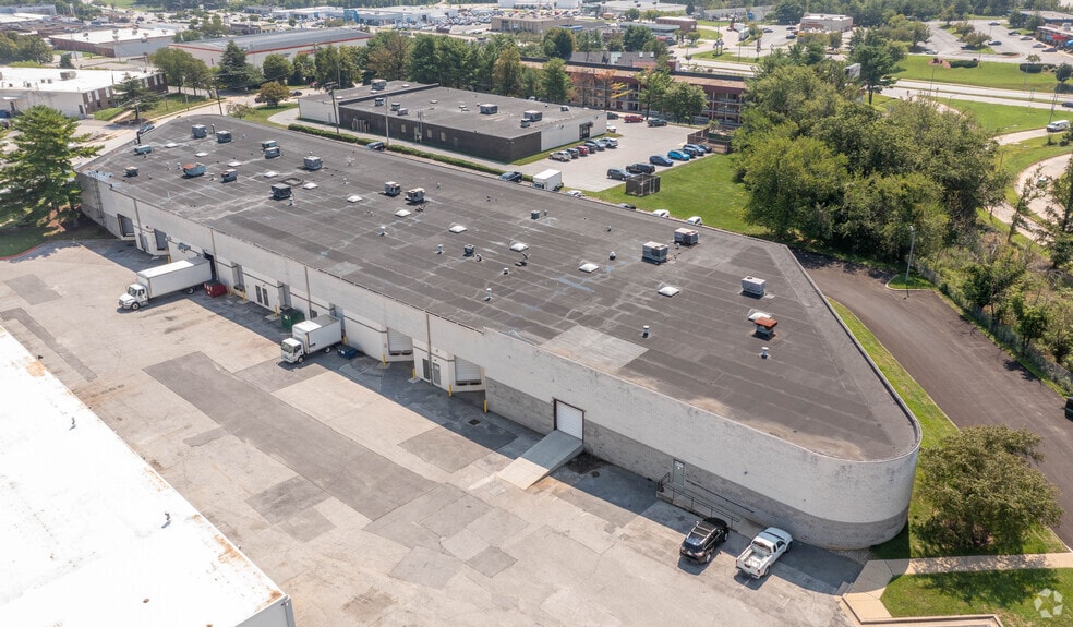 More Photos Of 1708 Whitehead Rd, Woodlawn Light Distribution For Lease