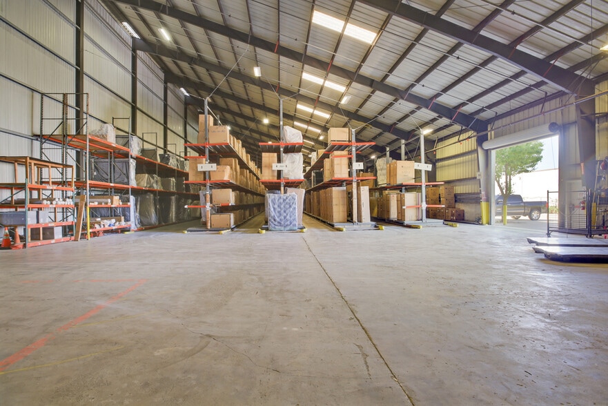 More Photos Of 379 Epley Dr, Yuba City Warehouse For Sale