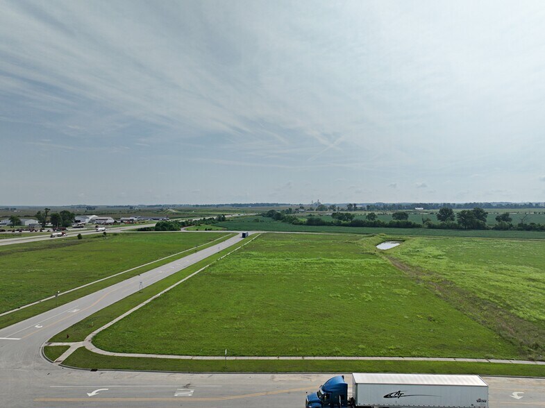 More Photos Of 10 Gateway Crossing, Washington Land For Sale