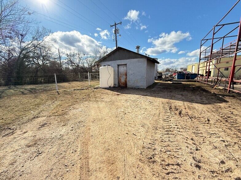 More Photos Of 12525 Old Highway 99, Seminole Warehouse For Sale