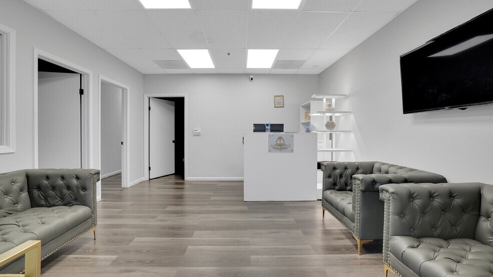 More Photos Of 5665 N Pershing Ave, Stockton Medical For Sale