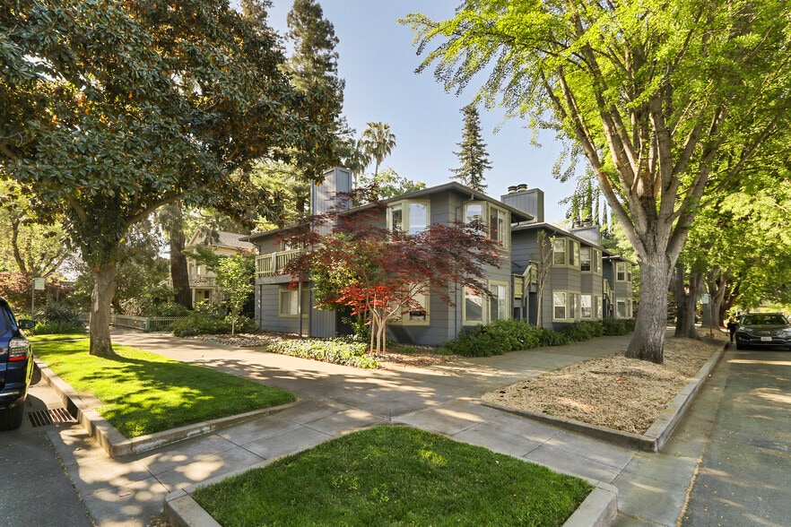 More Photos Of 1800 U St, Sacramento Apartments For Sale