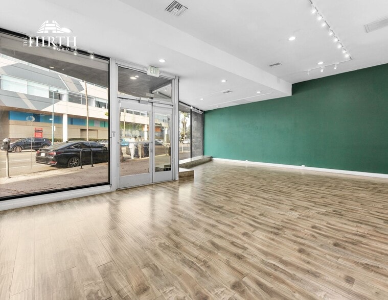 More Photos Of 5142 Lankershim Blvd, North Hollywood Storefront For Sale