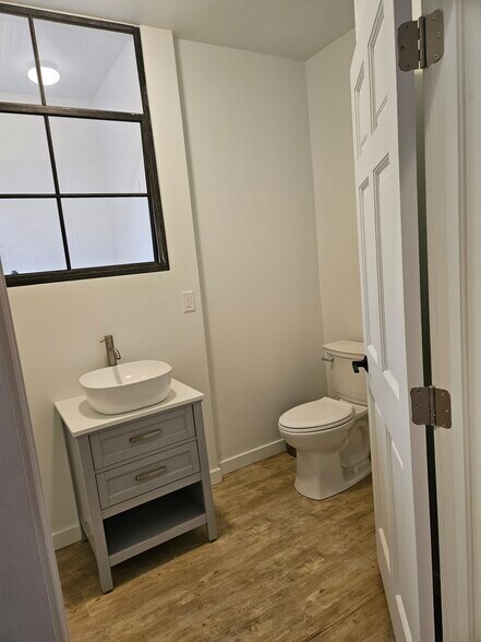 More Photos Of 130 E Bridge St, Hotchkiss Office For Lease