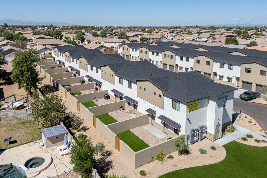 More Photos Of 8246 N 61st Ave, Glendale Apartments For Sale