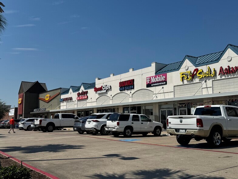 More Photos Of 212 Fm-518, Kemah Unknown For Lease