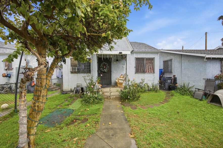 More Photos Of 406-412 1/2 E Rosecrans Ave, Compton Apartments For Sale