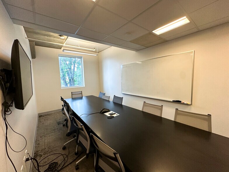 More Photos Of 3000 Lawrence St, Denver Coworking Space