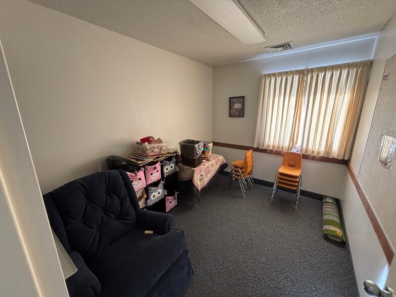 More Photos Of 1514 1st Ave, Belle Plaine Religious Facility For Sale