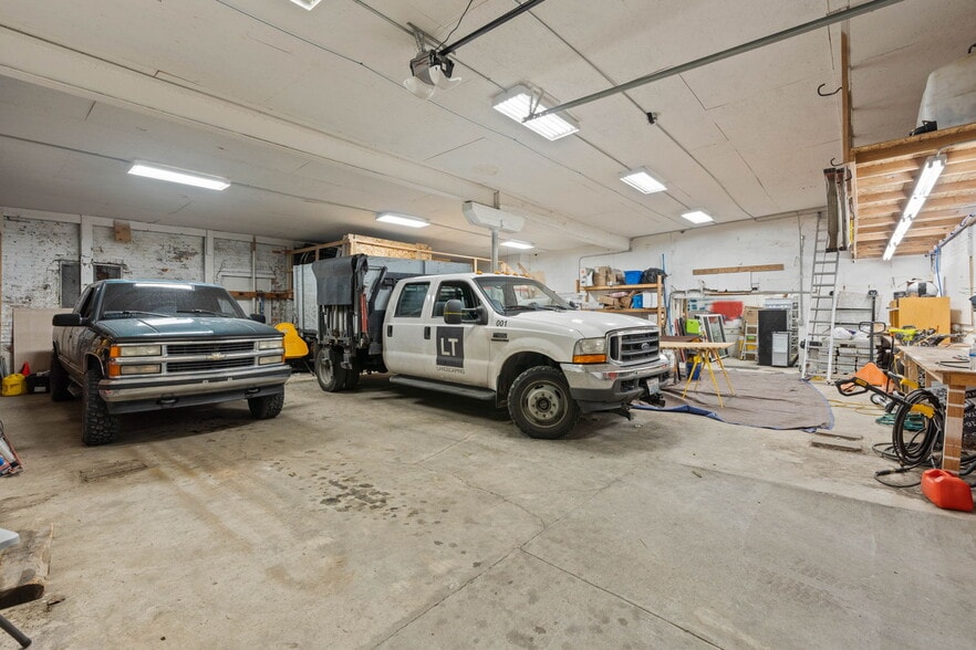 More Photos Of 630 W Shannon Ave, Spokane General Retail For Sale