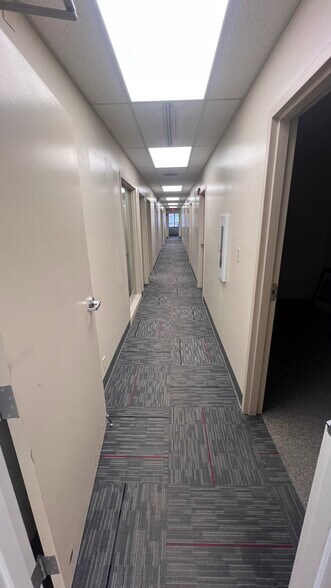 More Photos Of 35350 Curtis Blvd, Eastlake Medical For Lease