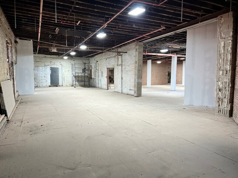 More Photos Of 825 Garrison Ave, Bronx Industrial For Sale