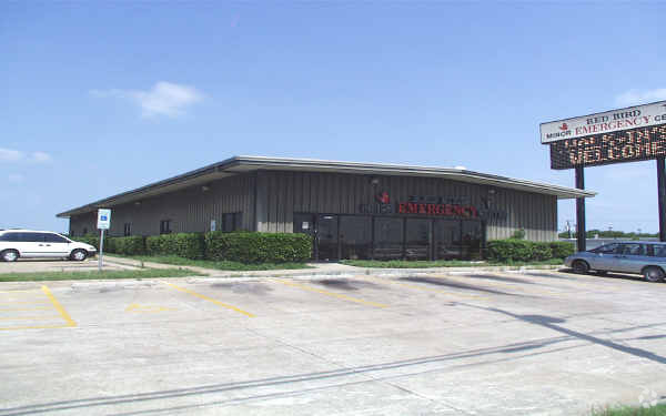 Primary Photo Of 4323 S Hampton Rd, Dallas Medical For Sale