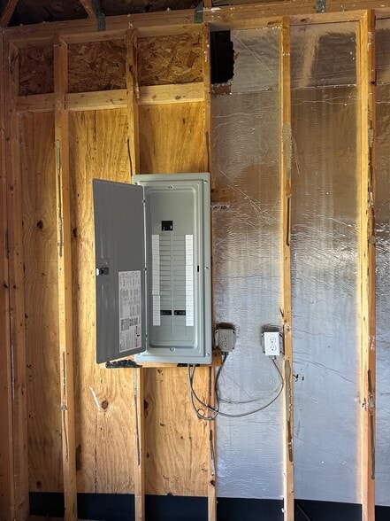 More Photos Of 1409 Kingsley Ave, Orange Park Medical For Sale