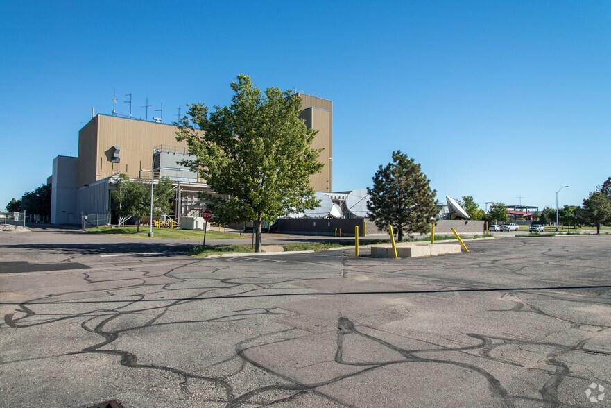 More Photos Of 700 W Mineral Ave, Littleton Office For Sale