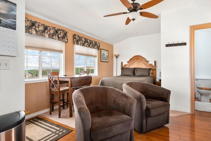 More Photos Of 110 Seubert Heights Dr, Cottonwood Trailer Camper Park For Sale