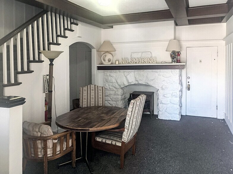 More Photos Of 213 Cedar St, Klamath Falls Apartments For Sale