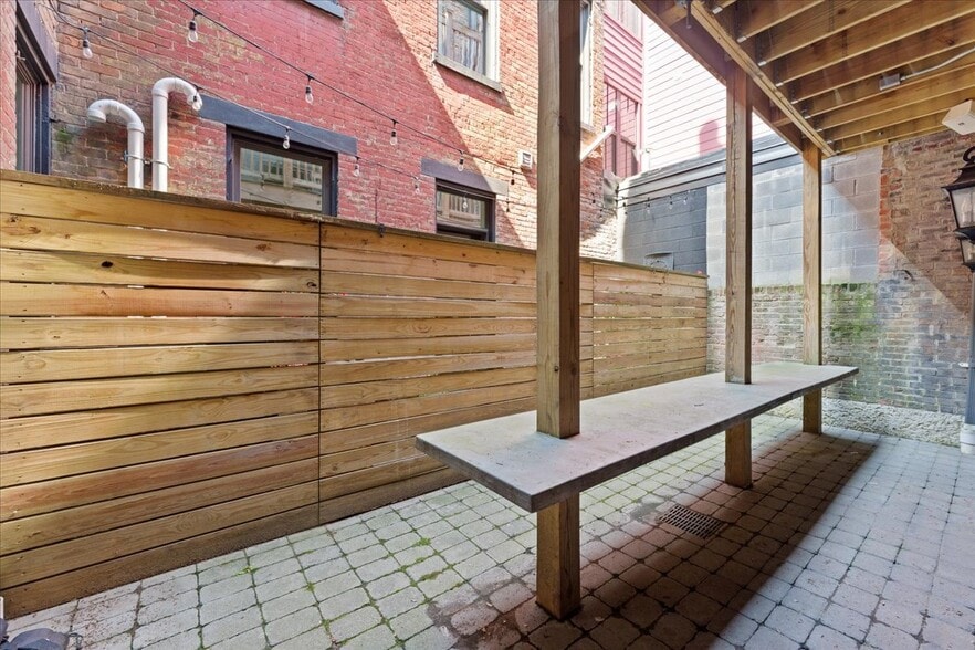 More Photos Of 1500 Race St, Cincinnati Apartments For Lease