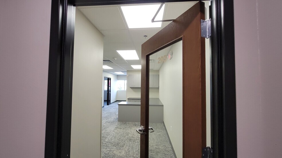 More Photos Of 418 E Rosser Ave, Bismarck Loft Creative Space For Lease