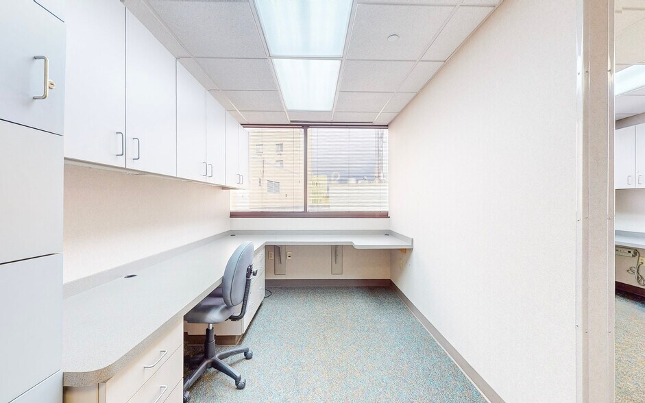 More Photos Of 4000 Johnson Rd, Steubenville Healthcare For Sale