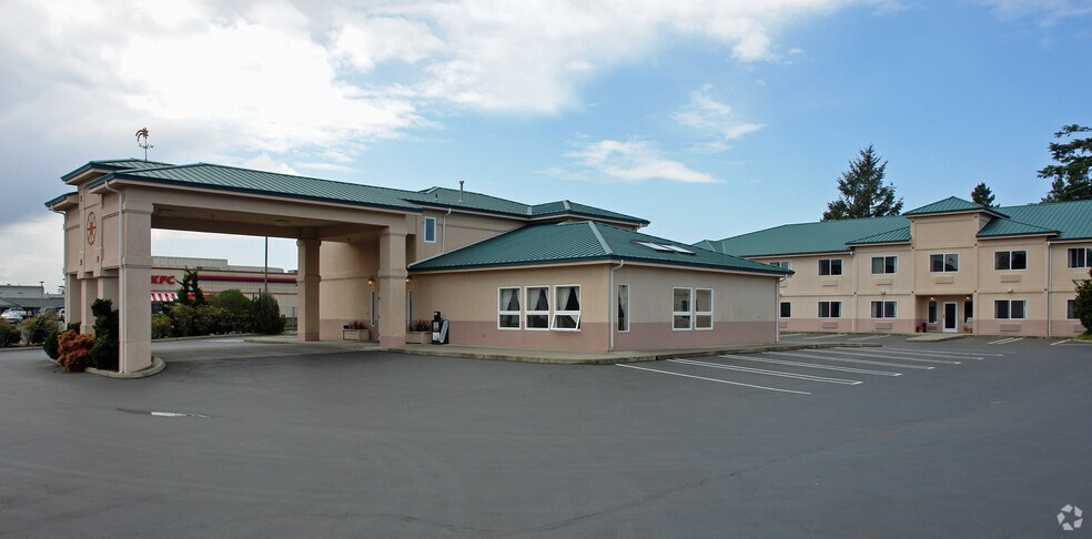 Primary Photo Of 2475 US-101 Hwy, Florence Hotel For Sale
