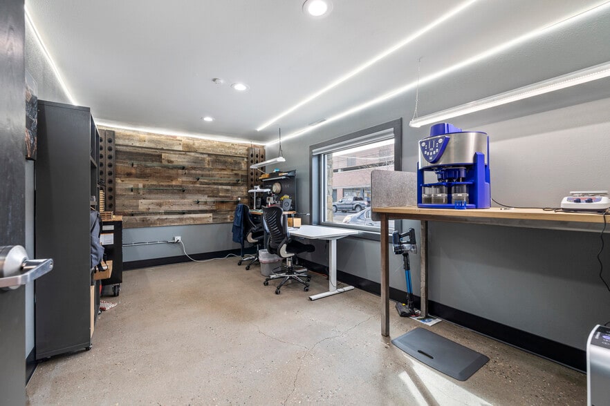 More Photos Of 324 Jefferson St, Fort Collins Warehouse For Lease