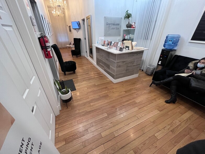 More Photos Of 10-11 49th Ave, Long Island City Storefront Retail Office For Sale