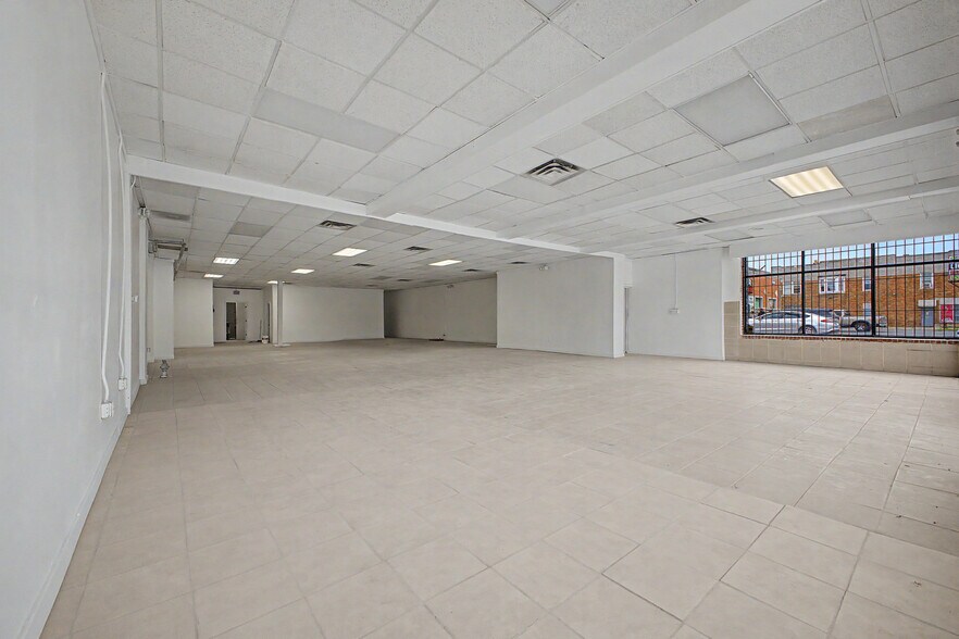 More Photos Of 19323 W Warren Ave, Detroit Storefront Retail Residential For Lease
