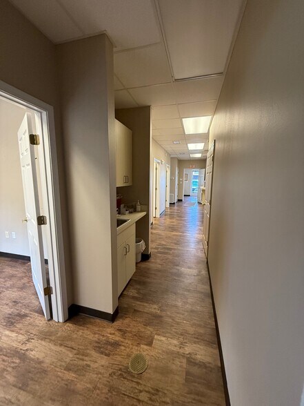 More Photos Of 12385 Sorrento Rd, Pensacola Coworking Space